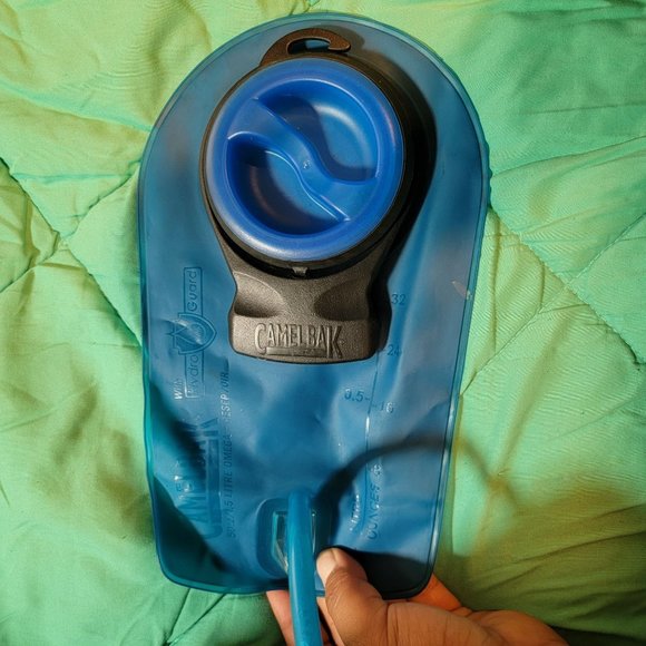 Camelbak Hydrobak Light Hydration Hiking Backpack Black With 50 Oz Water Bladder - Picture 4 of 6